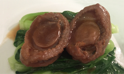 Braised Abalone with Bok Choy ﻿炇煨鮑魚